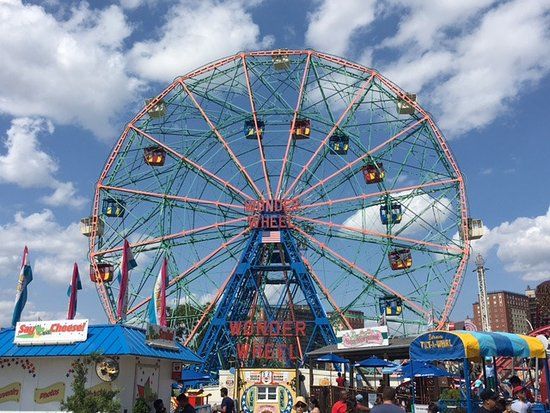 Deno's Wonder Wheel Amusement Park